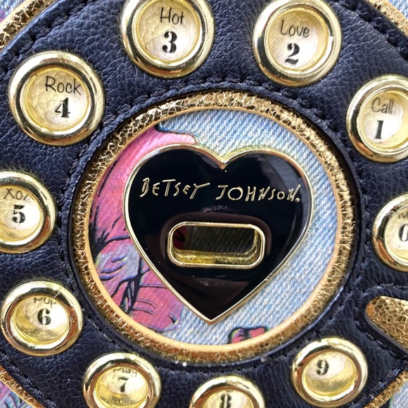 Betsey Johnson PHONE FLORAL Purse Handbag Kitsch TELEPHONE CROSSBODY - Picture 10 of 10